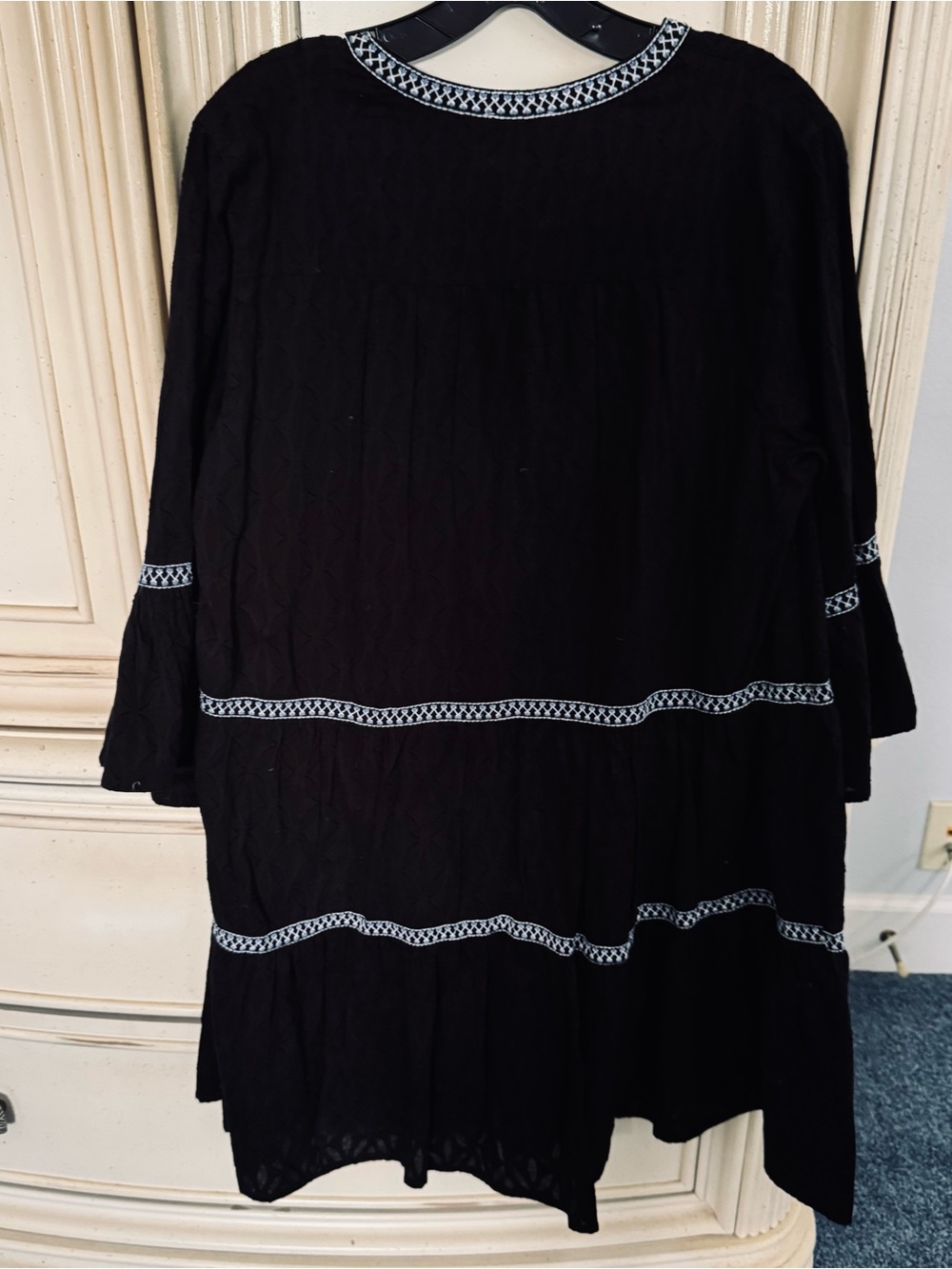 Tommy Bahama Black dress with White Embroidered Trim fully lined. - Picture 8 of 13
